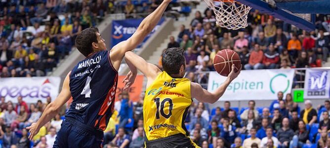 Biviá fue una pesadilla antes del descanso para Laboral Kutxa