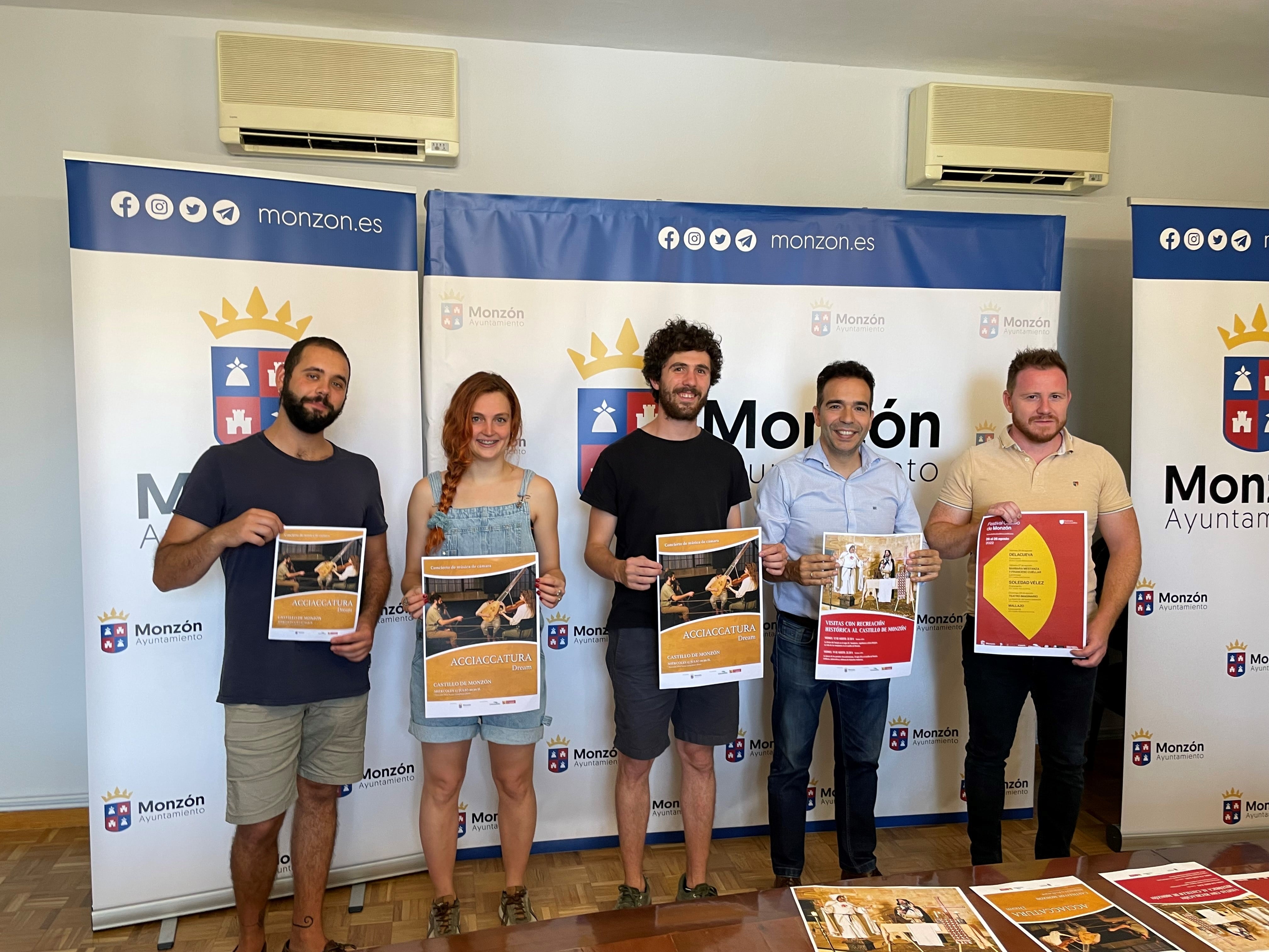 Momento de la presentación de la programación en el Castillo de Monzón