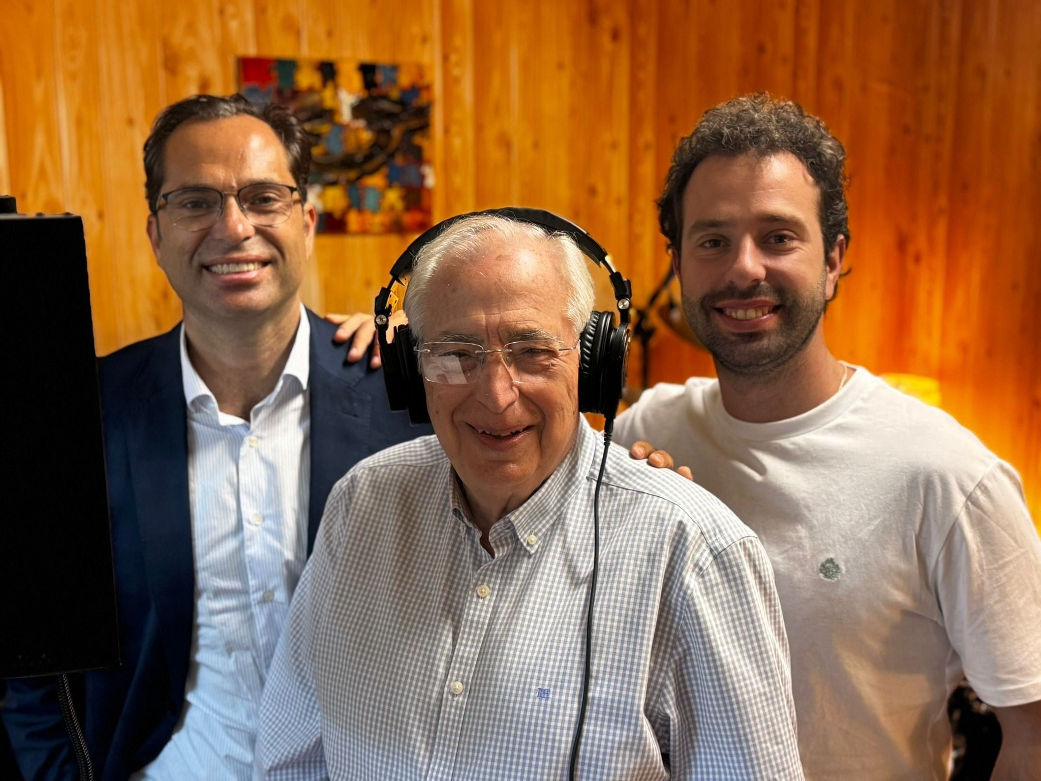 Imbroda junto con el grupo Dique Sur