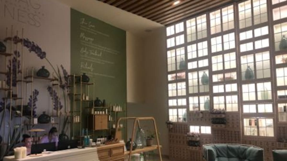 Matutes compra a Azora el 75% de su 'joint venture' de tres hoteles en Ibiza y Sicilia por 300 millones