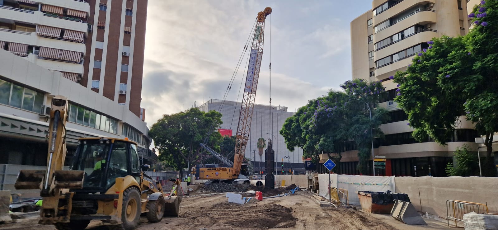 Obras de la ejecución del metro de Málaga en calle Hilera