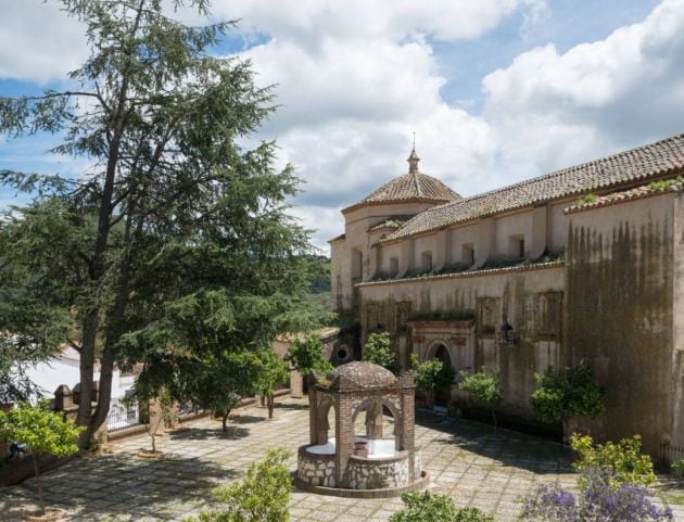 Iglesia de San Juan Bautista, Linares de la Sierra.