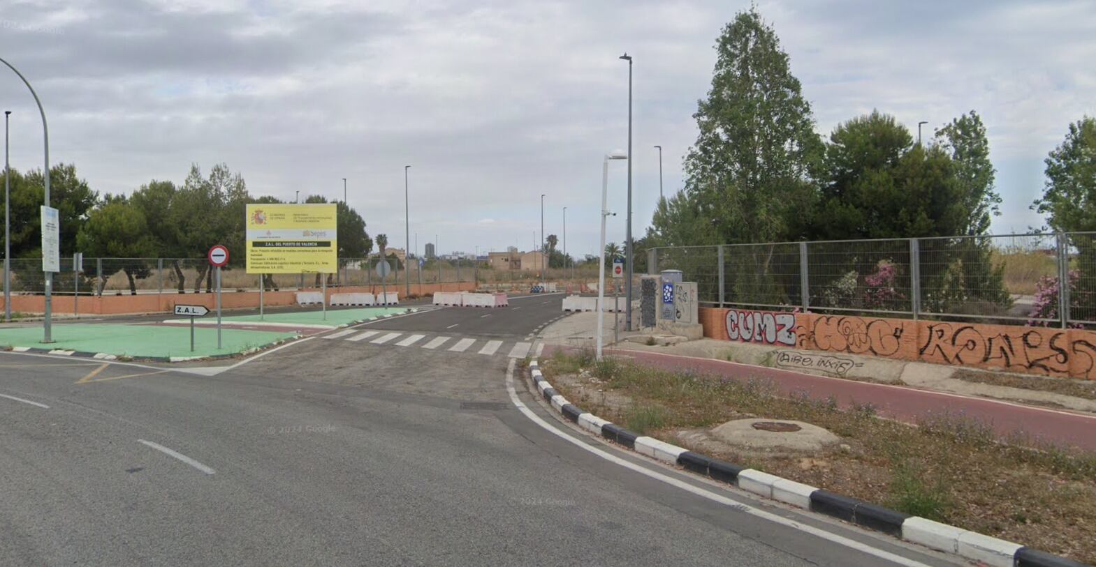 Acceso a la ZAL del puerto de València.