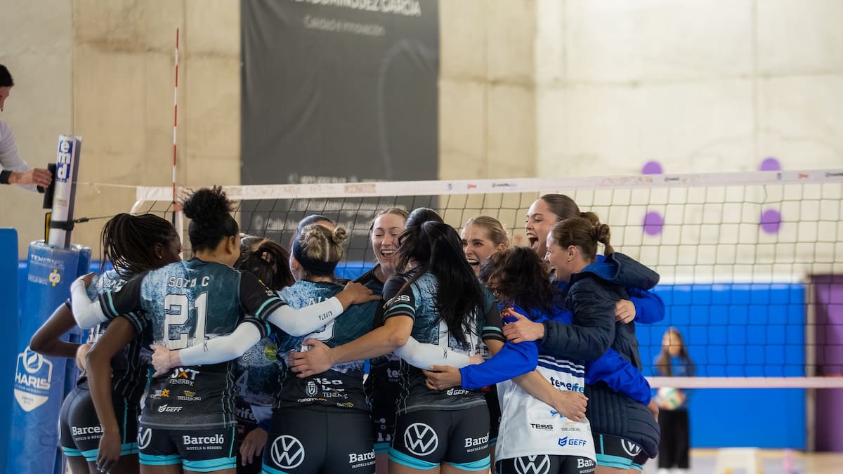 Contundente victoria del CV Haris ante el líder, CV Ciutadella (3-0)