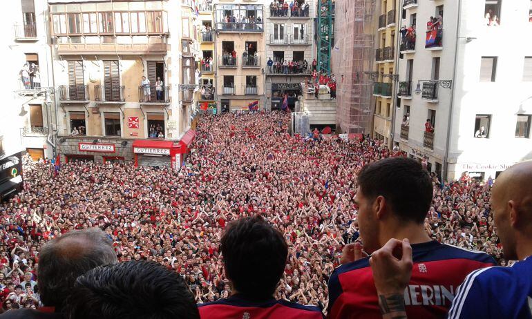 Celebración de Osasuna en el Ayuntamiento de Pamplona