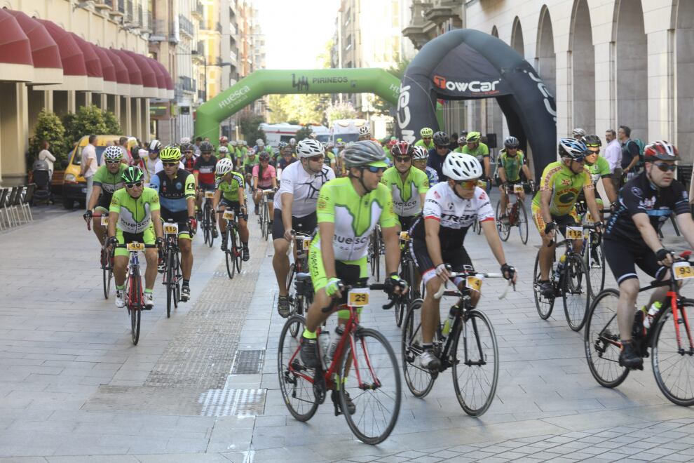 Salida de la cicloturista en Huesca