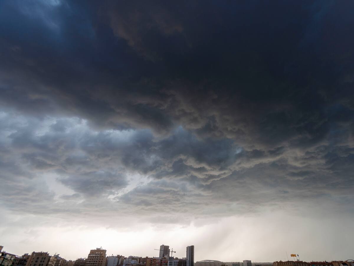 Una DANA dejará tormentas muy fuertes este fin de semana en Aragón: avisos naranjas en varias comarcas