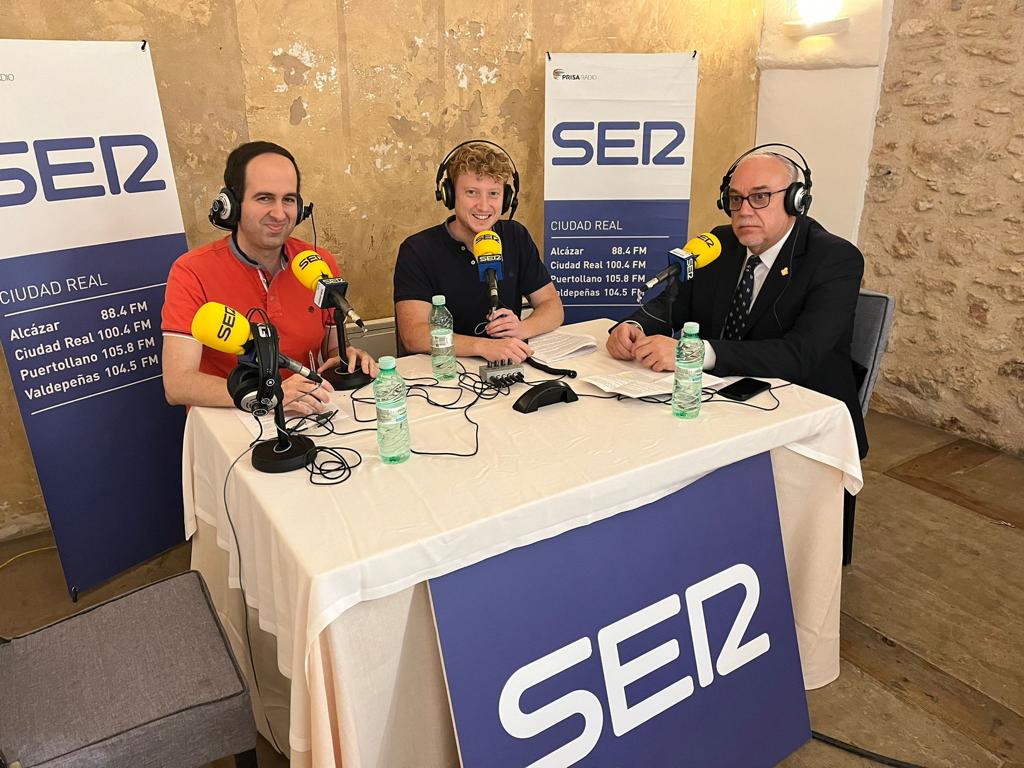 Julián Nieva, alcalde de Manzanares en el especial Hoy por Hoy con motivo de las Jornadas Empresariales celebradas en la localidad