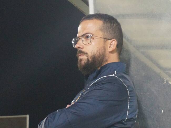 Santi Rico, entrenador del C. D. Eldense, mira el futuro con optimismo