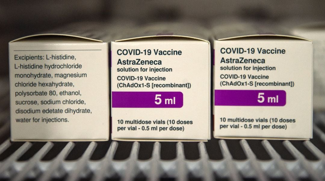 Cajas de la vacuna de AstraZeneca.