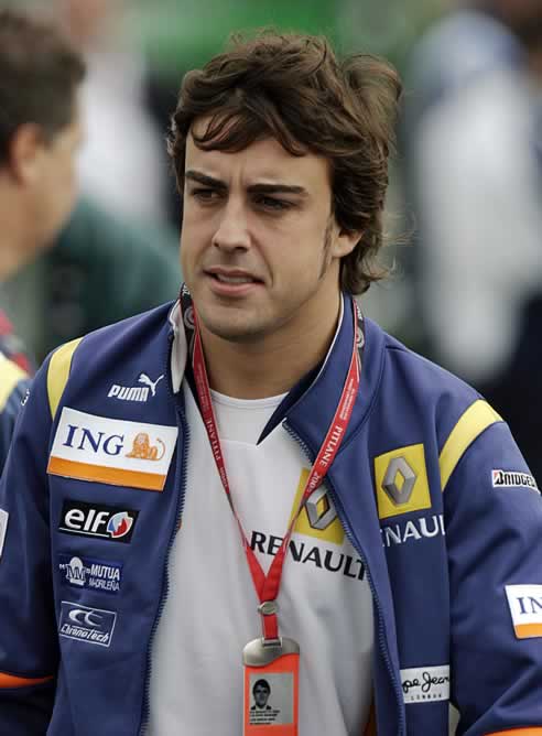 Fernando Alonso continuará en la escudería francesa