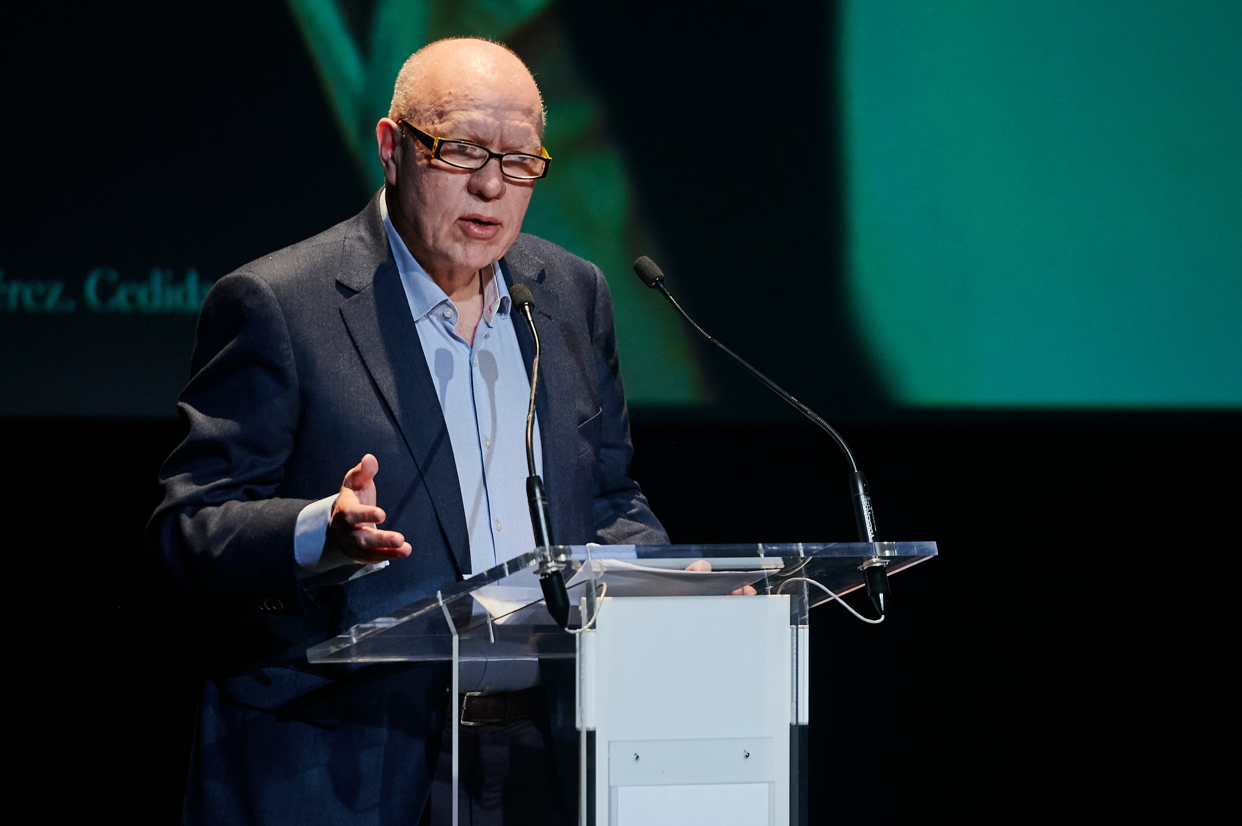 Jorge Fernández Díaz durante el tributo al escritor Javier Marías.