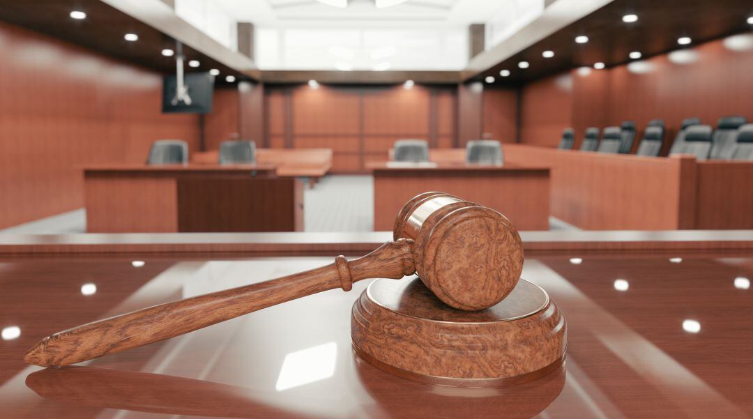 La decisión de aplazar la fecha se debe a que el procesado ha estado en contacto con un afectado por coronavirus