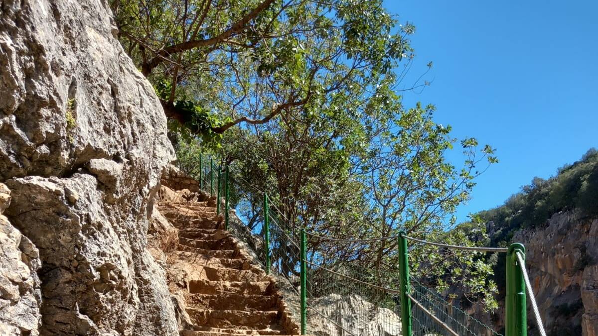 Reabierto al tránsito el sendero Cerrada del Utrero, en el Parque Natural de las Sierras de Cazorla, Segura y Las Villas.