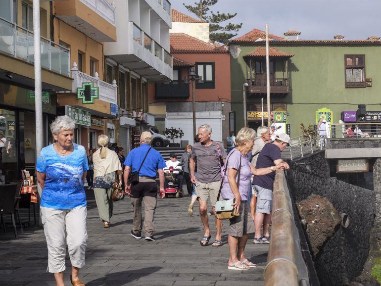 Cae la llegada de turistas extranjeros a Canarias