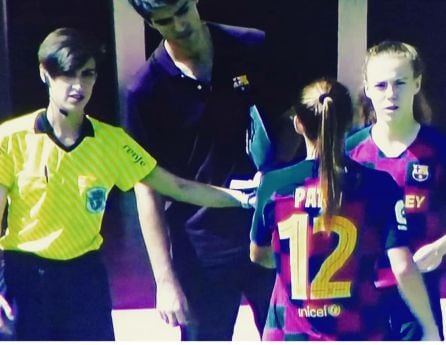 Tamara Rodríguez, cuarta árbitra en un partido del Barcelona