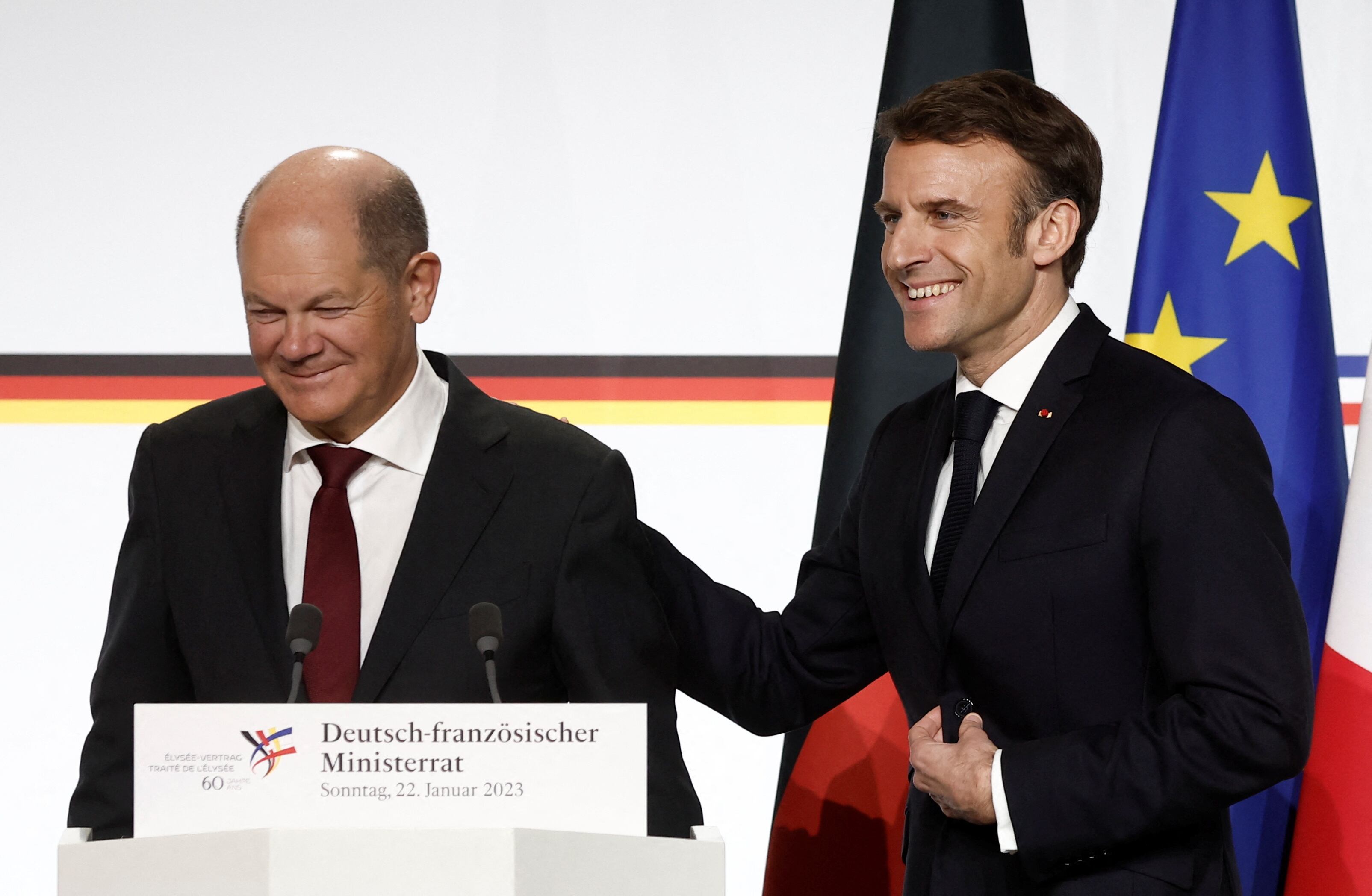 Olaf Scholz y Macron en el 60 aniversario del Tratado de cooperación entre Francia y Alemania