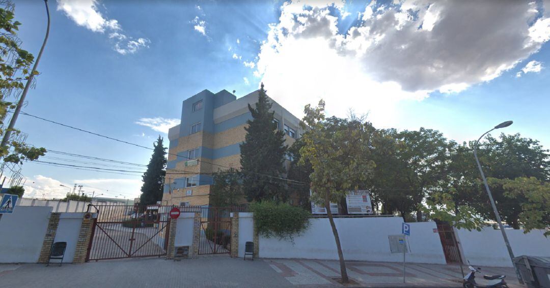 Vista del IES Reyes de España, uno de los centros que contará con nueva FP Dual para el próximo curso.