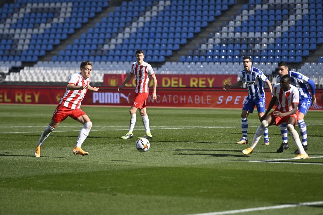 José Corpas también hizo un gran partido contra el Alavés.