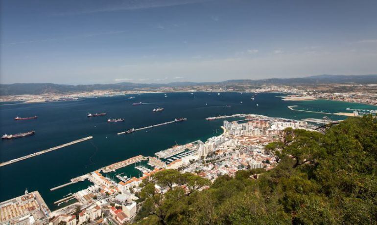 El Campo de Gibraltar desde la cima del Peñón.