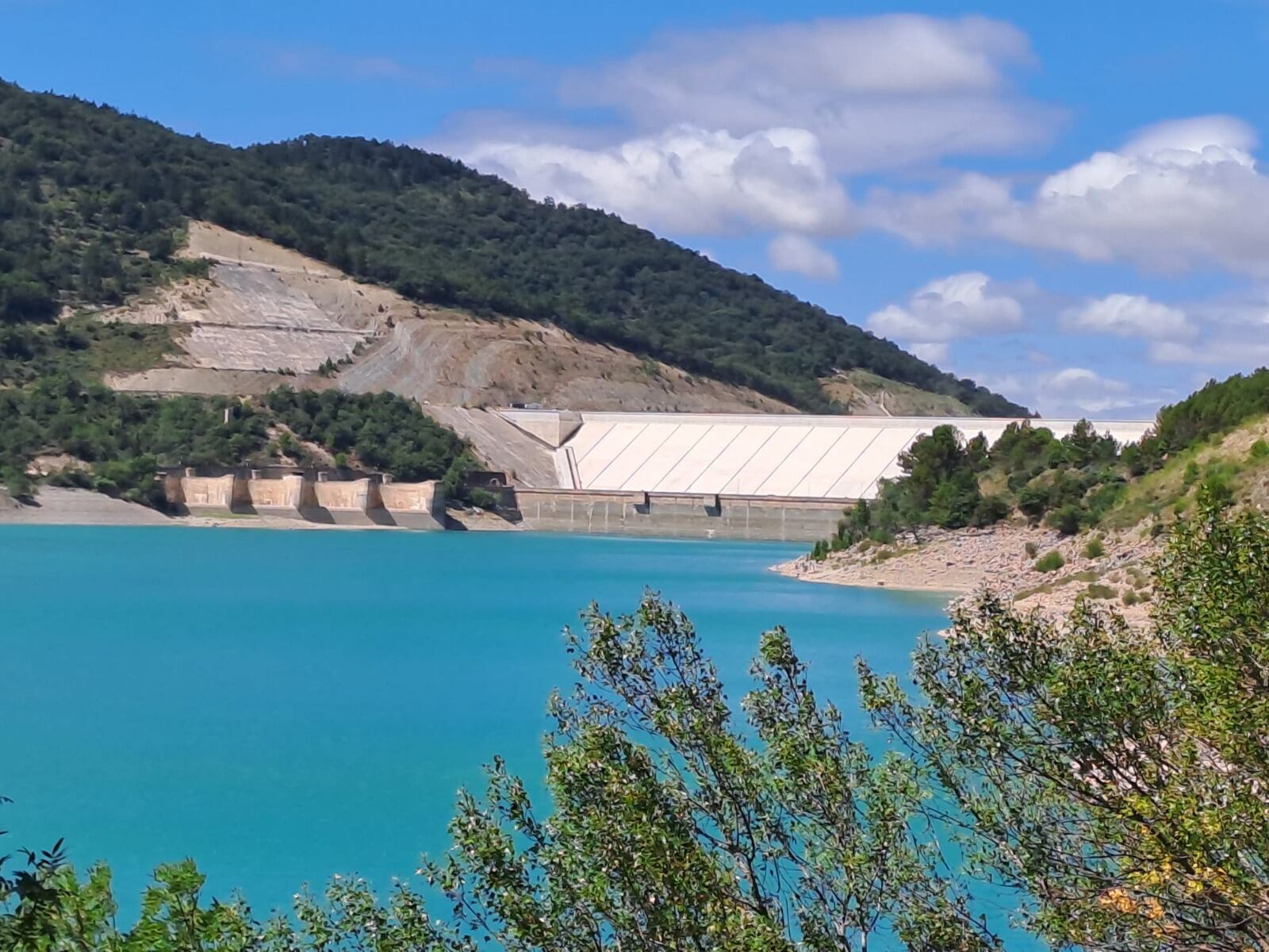 Situación de uno de los embalses de la cuenca del Ebro