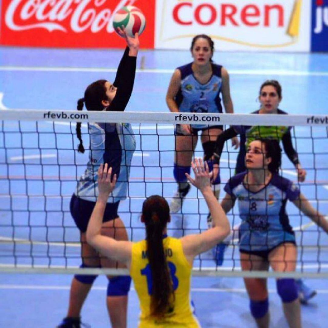 El Club Voleibol Ourense arranca sin público en O Pompeo