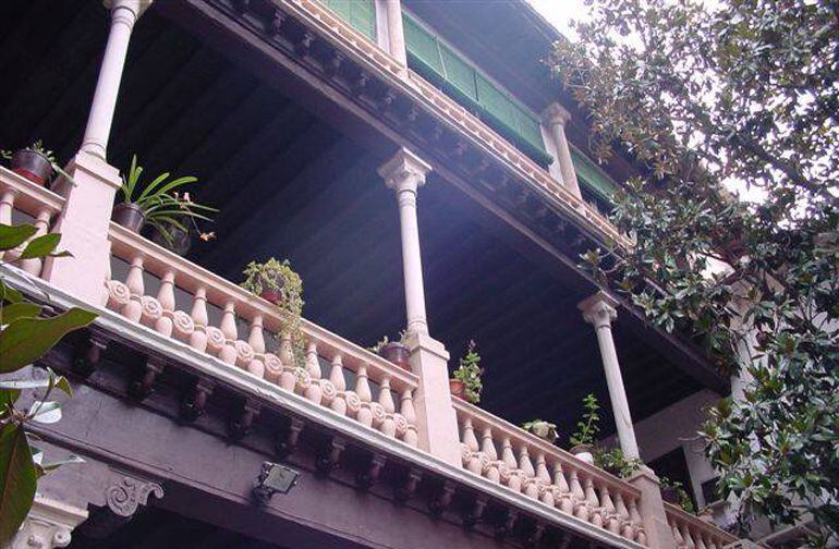 Patio de la casa Ágreda ubicada en el barrio del Albaicín, en Granada