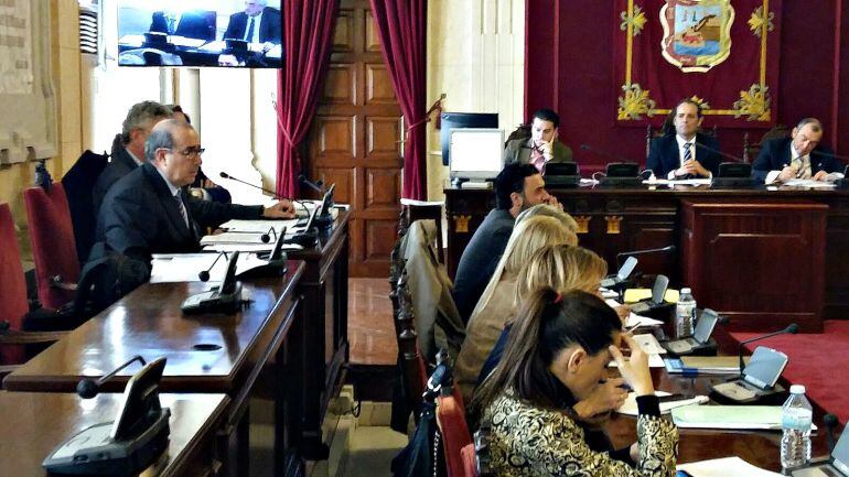 Segunda sesión de la comisión de investigación de Limasa con la comparecencia del gerente de la sociedad, Rafael Arjona