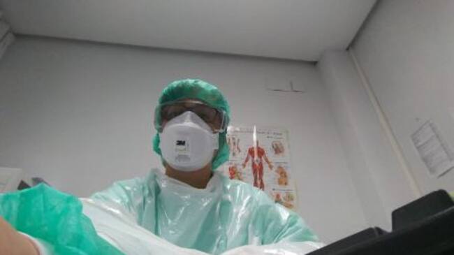 La doctora Eva Asensio reconoce que la atención sanitaria se ha tenido que reinventar en tiempos de coronaviruso para adecuarse a las necesidades de los pacientes y para contener la crisis sanitaria