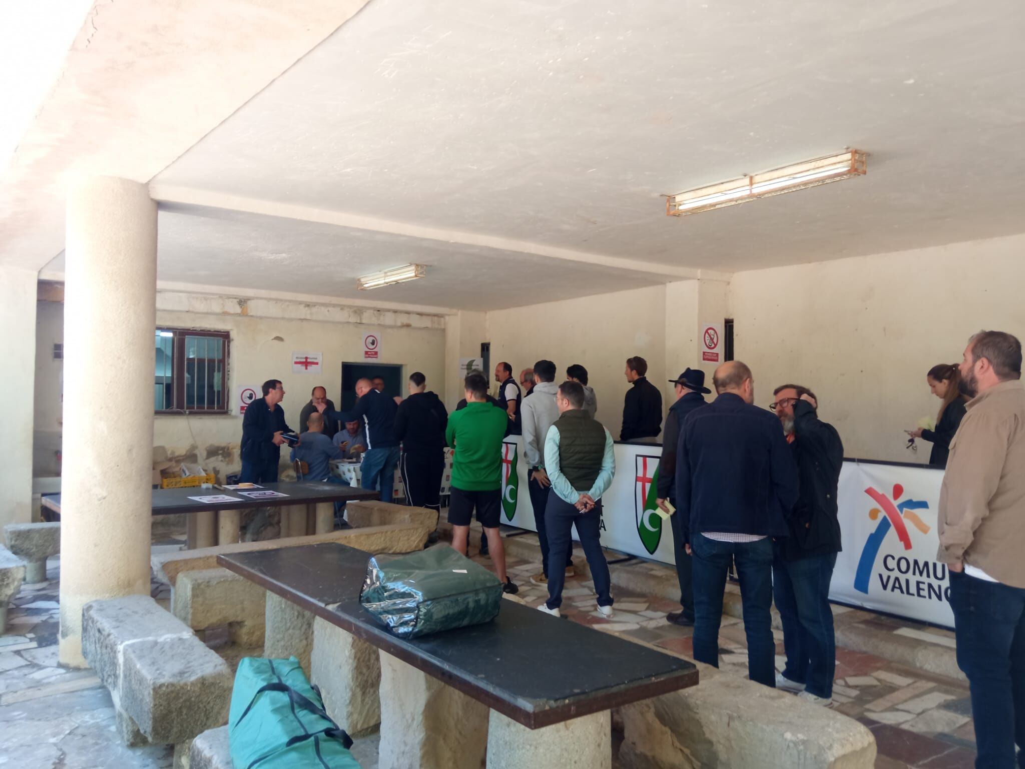 Reparto de pólvora para el Alardo de Alcoy