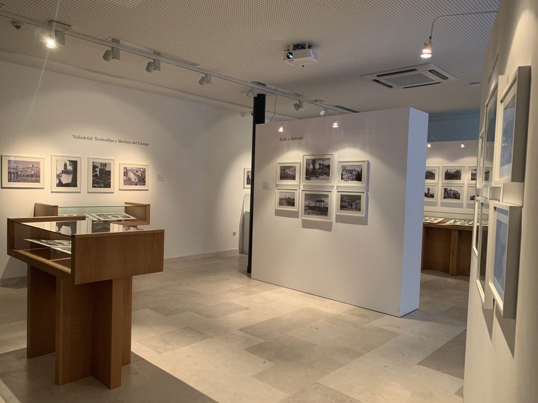 La sala Simón Ruiz acoge la exposición fotográfica de la Fundación Museo de las Ferias