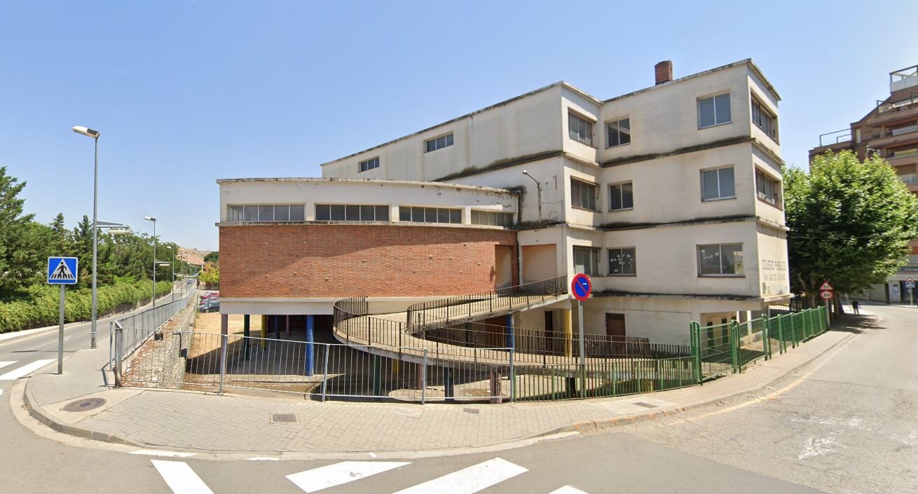 Edificio del colegio San José de Calasanz. Foto: Ayuntamiento de Fraga