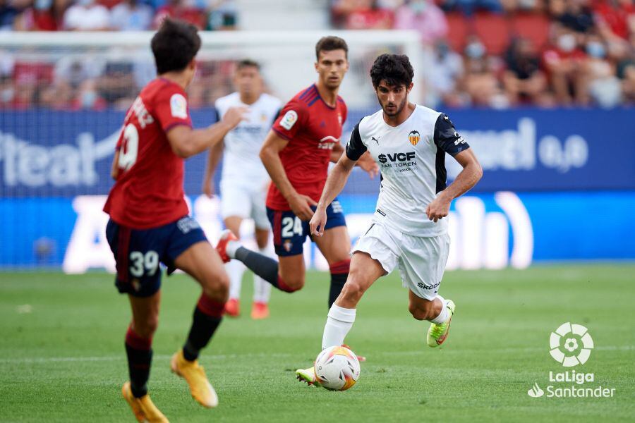 Guedes, ante Osasuna.