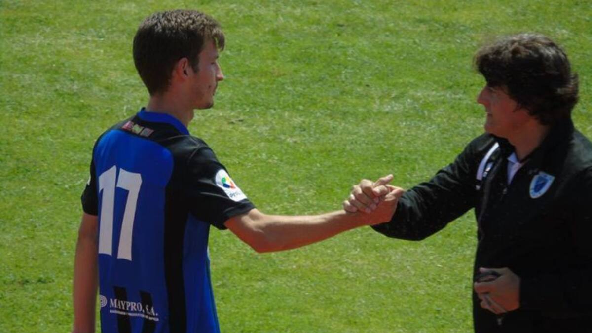 El Parla prescinde del entrenador del ascenso