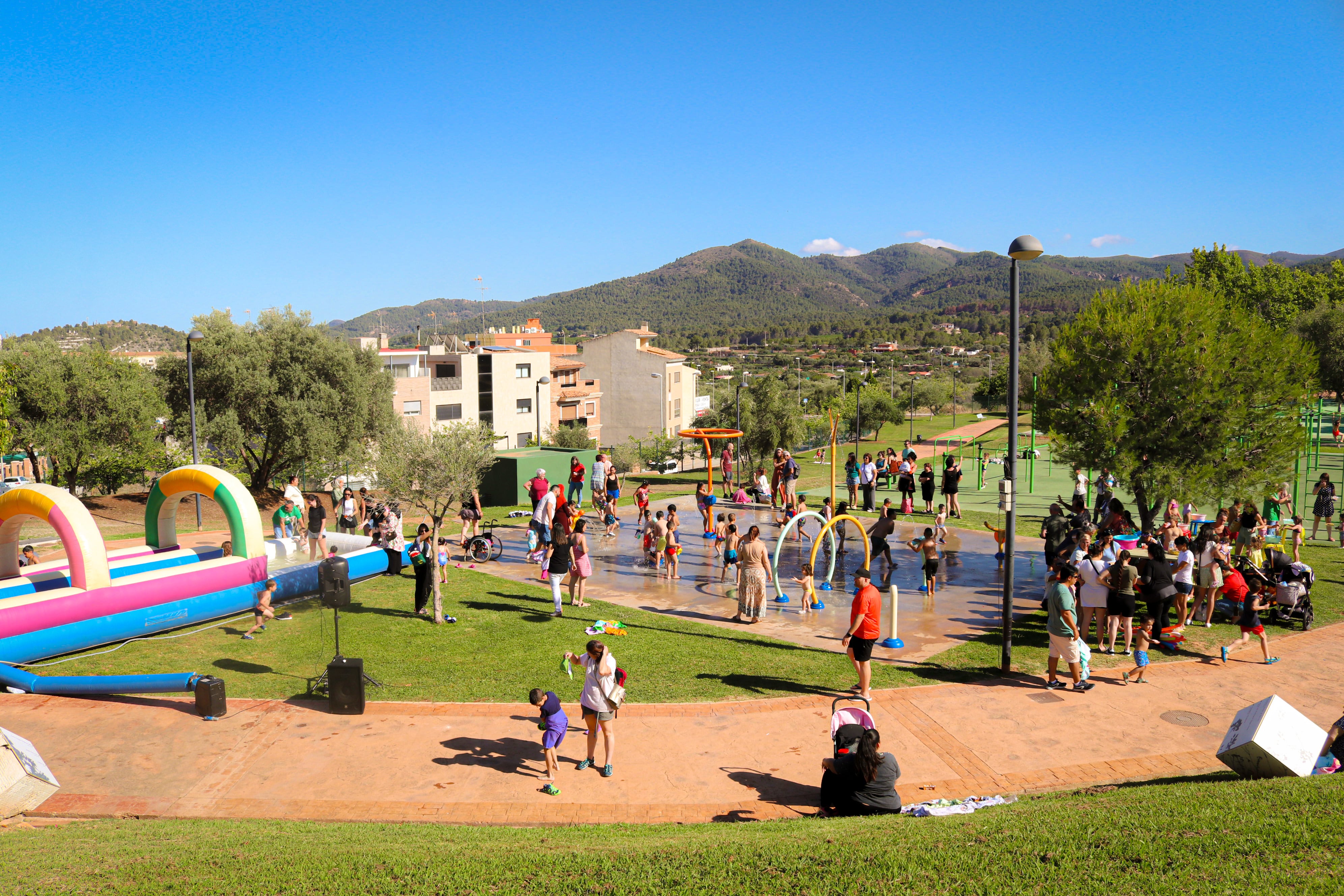 Onda proyecta un parque acuático.