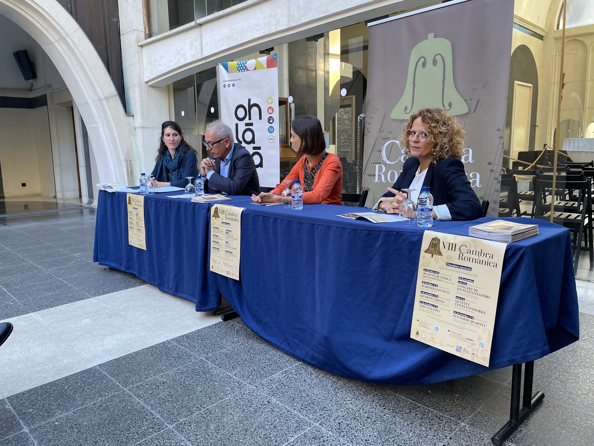 La roda de premsa de presentació del VIII Cambra Romànica. De dreta a esquerra, la cap de producció de l'ONCA, Teresa Areny, la presidenta dels Amics de la Cambra Romànica, Clara Pladevall, el cònsol major de Canillo, Francesc Camp, i la primera consellera de l'Ambaixada Francesa a Andorra, Amélie Mas.