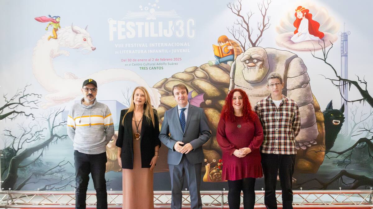 Steve Smallman, escritor e ilustrador inglés, durante la presentación de Festlij3C