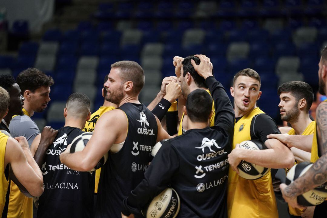 El conjunto aurinegro al igual que el resto de equipos de élite de la isla puede ver afectado su calendario de partidos oficiales por el CoVid-19