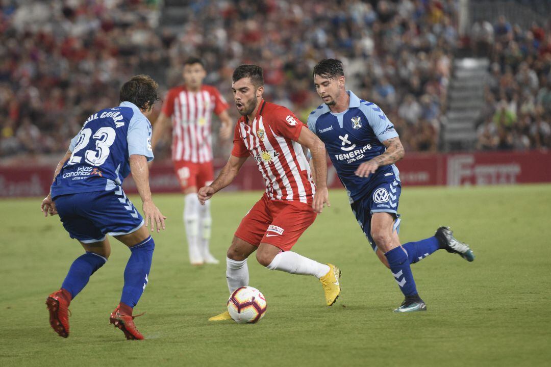 Luis Rioja en el Almería-Tenerife. 