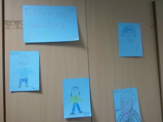 Varios de los dibujos que los "sin hogar" realizan en los talleres del centro en Pinar de San José