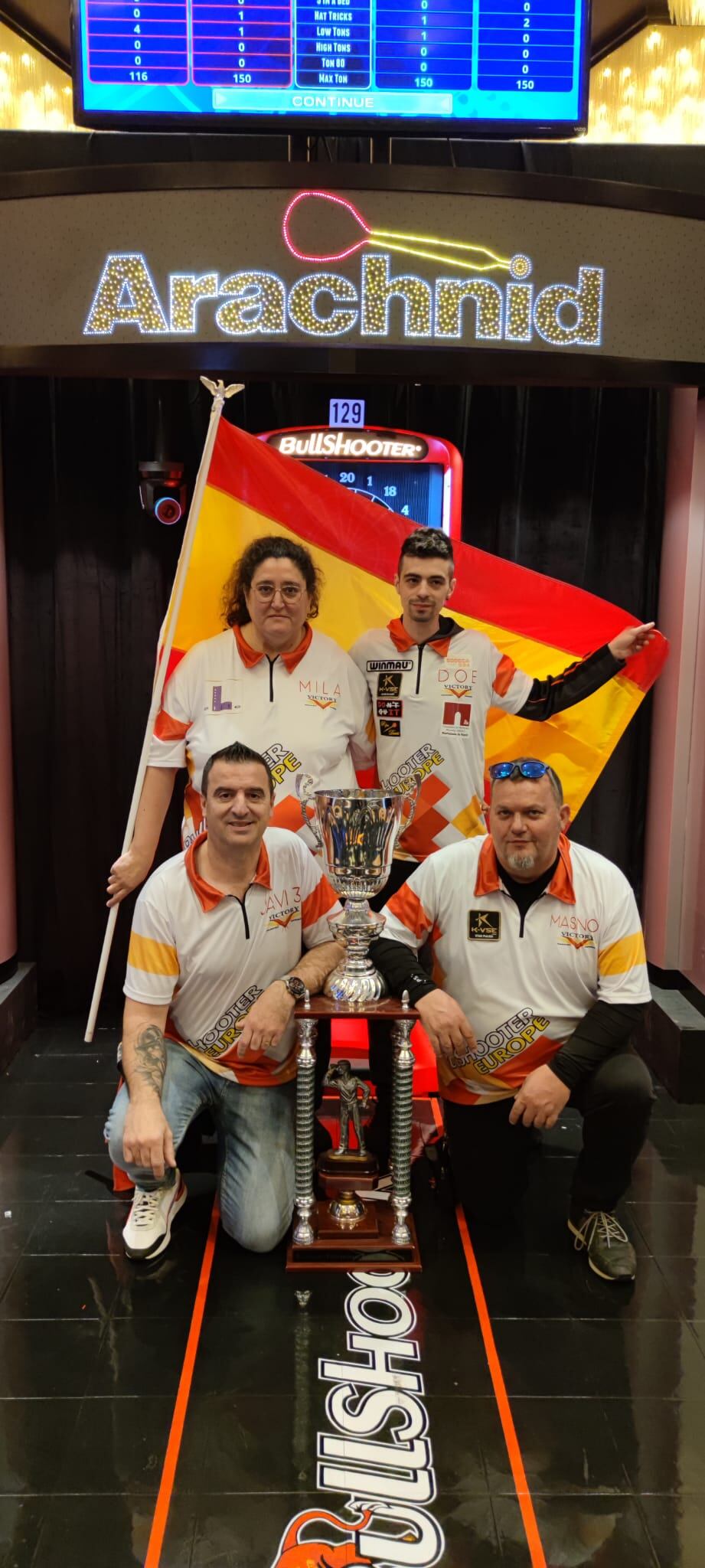 Mila Martínez amb l'equip d'Espanya mixte