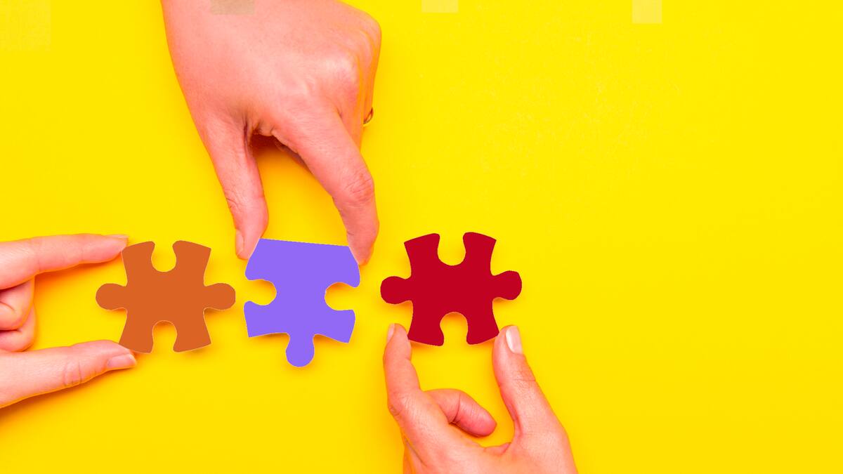 La Columna de Carlos Arcaya: «Podemos, Compromís y Esquerra Unida: “lo inevitable rara vez sucede, es lo inesperado lo que suele suceder”»