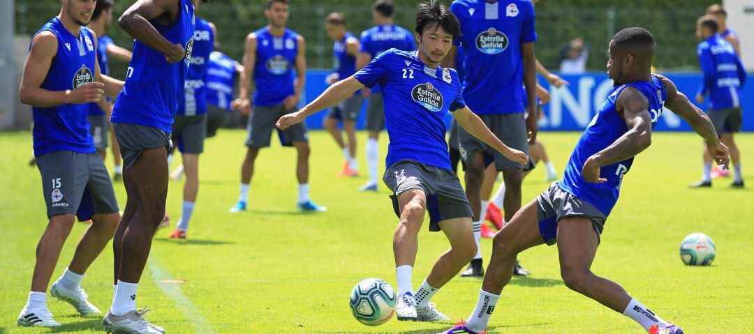 Entrenamiento del Deportivo en Abegondo