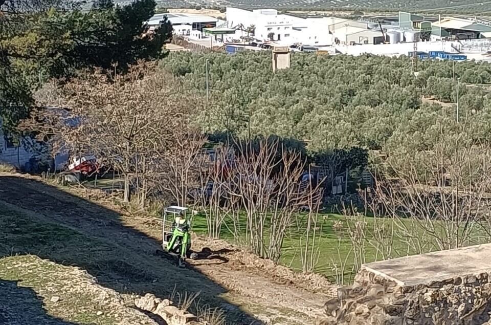BAEZA INICIA LAS OBRAS PARA LA PUESTA EN VALOR DE LA MURALLA DEL CERRO DEL ALCÁZAR