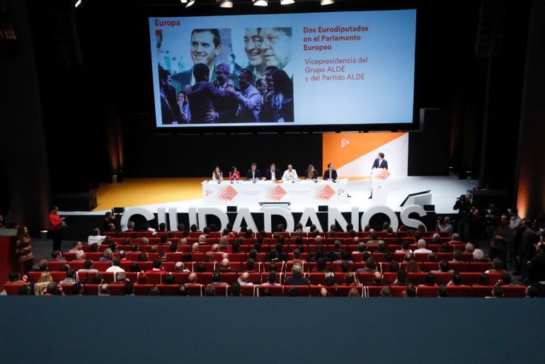 Vista de la IV Asamblea General de Ciudadanos que se celebra en el Teatro Nuevo Coslada, en Coslada.