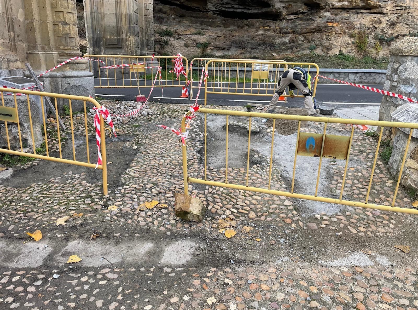 Emborrillado en el arco de La Fuencisla