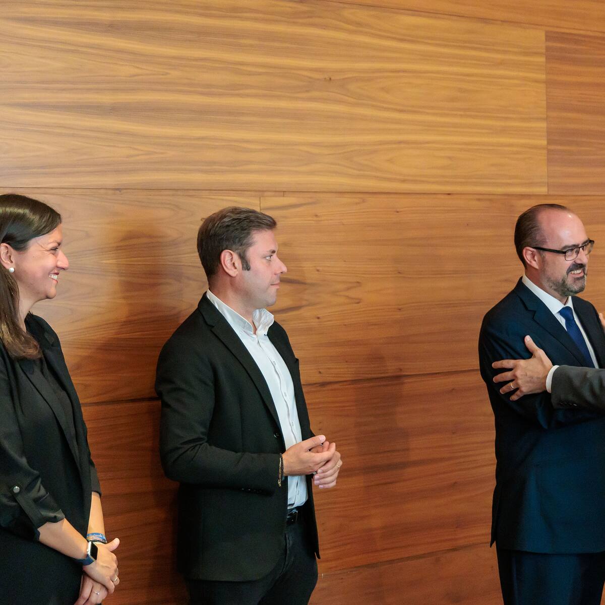 Mañueco ayudará a Morala a cumplir su programa electoral en un "Verano Azul"