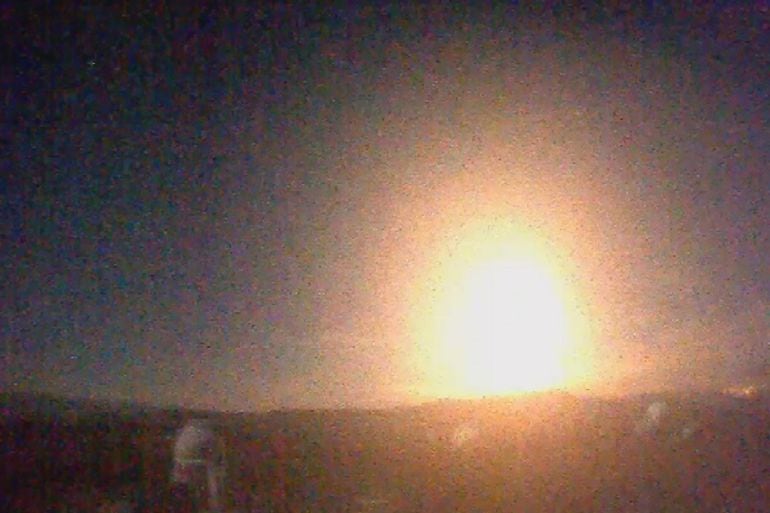 Imágenes del centro astronómico hispano-alemán (CAHA) de Calar Alto, en Gérgal (Almería), que registró la madrugada del 24 de febrero una &quot;impresionante bola de fuego&quot; que cruzó los cielos del centro de Andalucía al sur de España y que también fue detecta