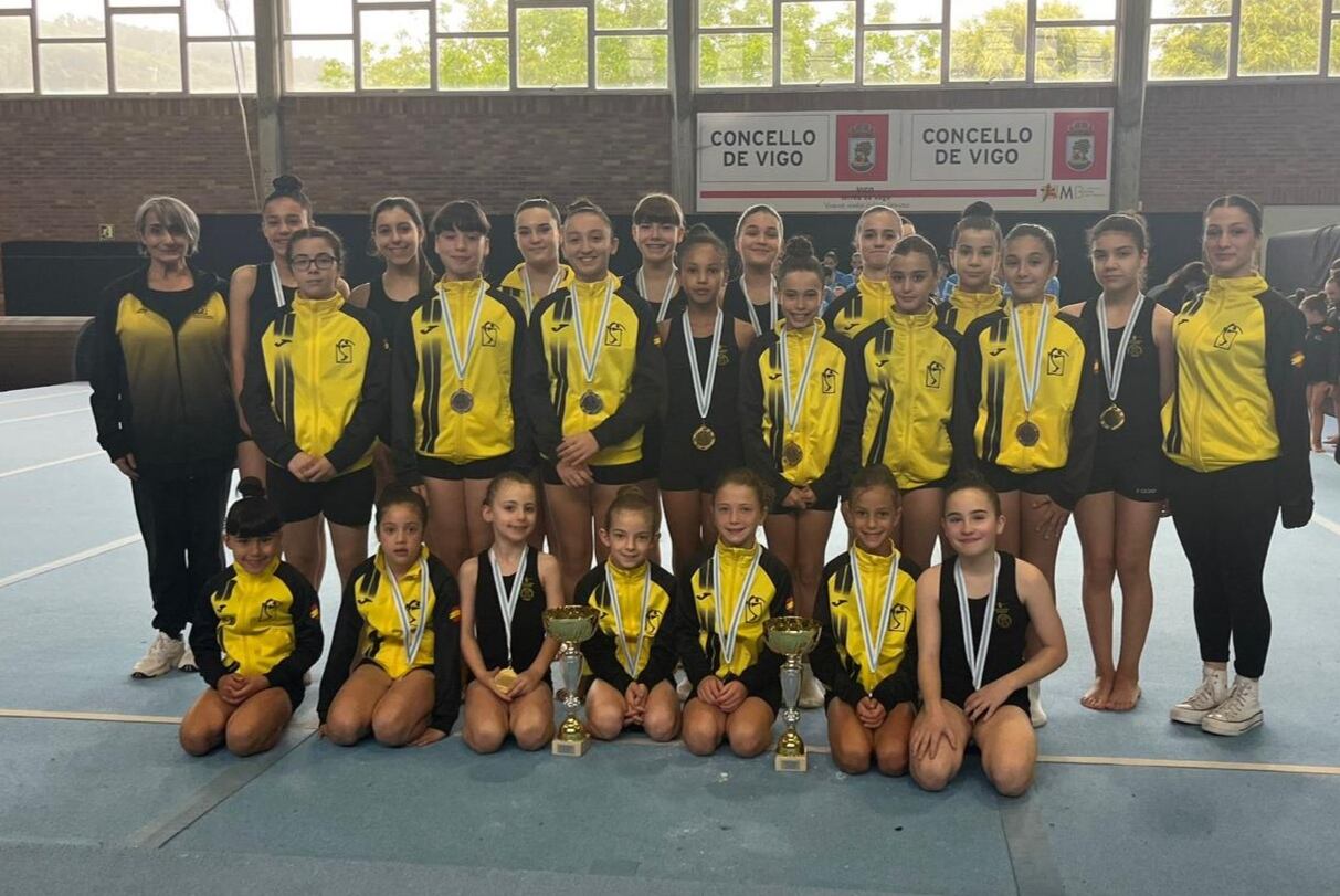 Éxito del Ximnasia Burgas en el campeonato gallego escolar