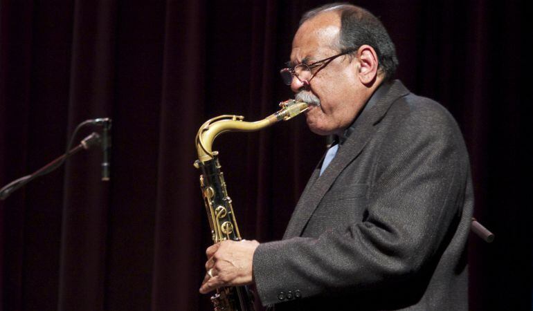 Ernie Watts.
